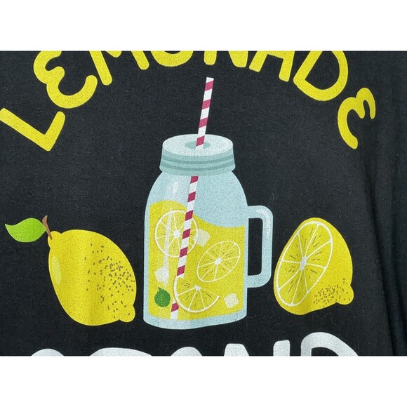 Lemonade Stand Boss Funny Summer Lemon Men’s Black T-Shirt Size 2XL - Picture 4 of 9